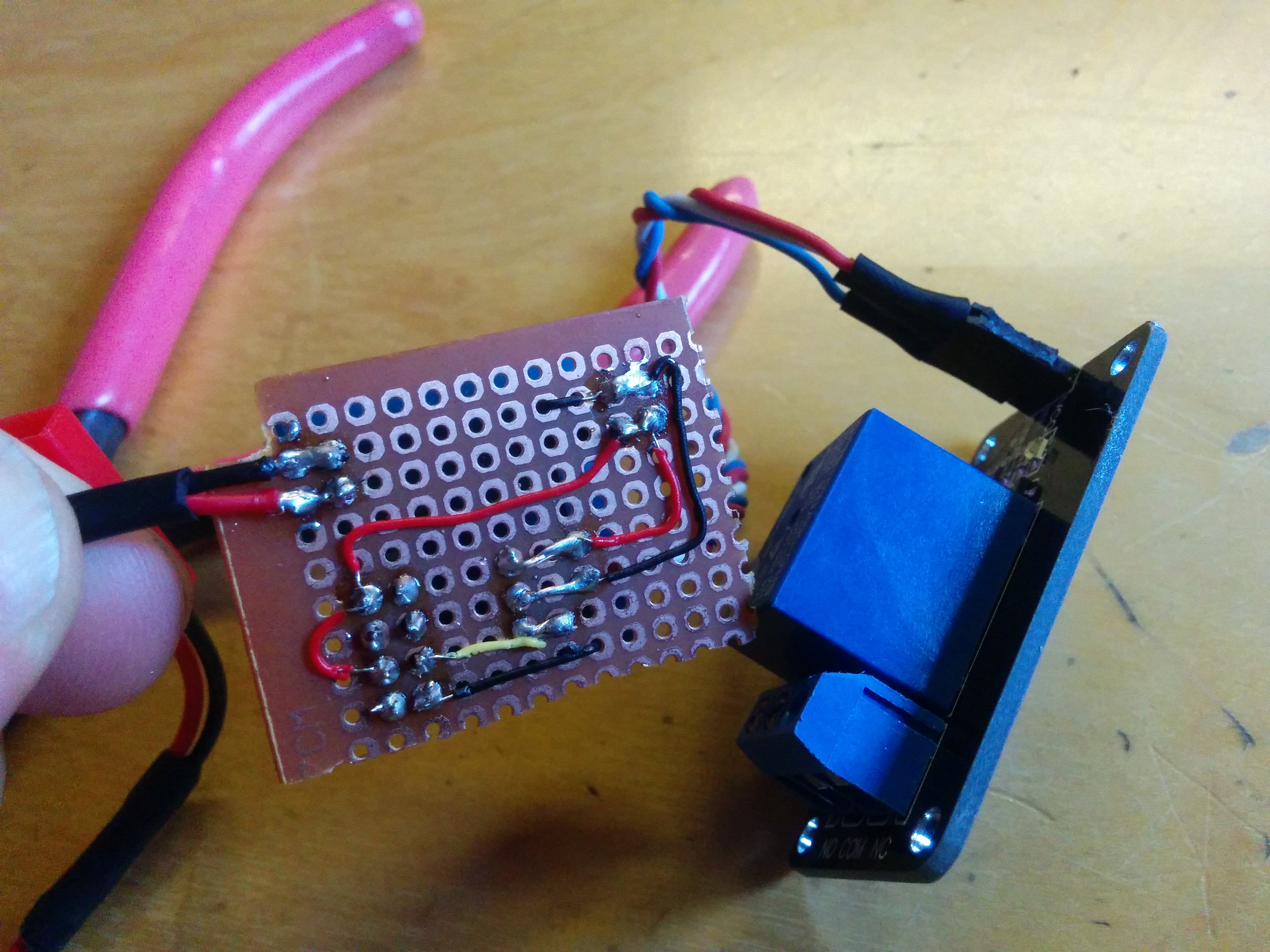 despues_rele_esp8despues_rele_esp826